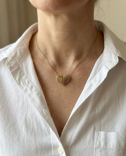 Collar Corazón Texturizado Dorado