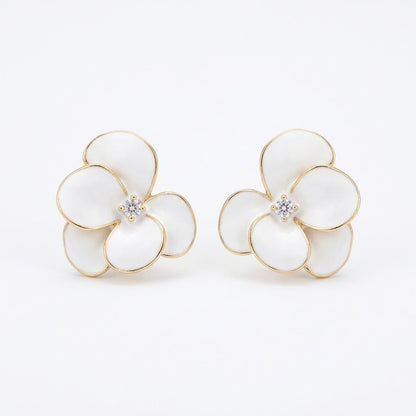 Aretes Magnolia Blanca