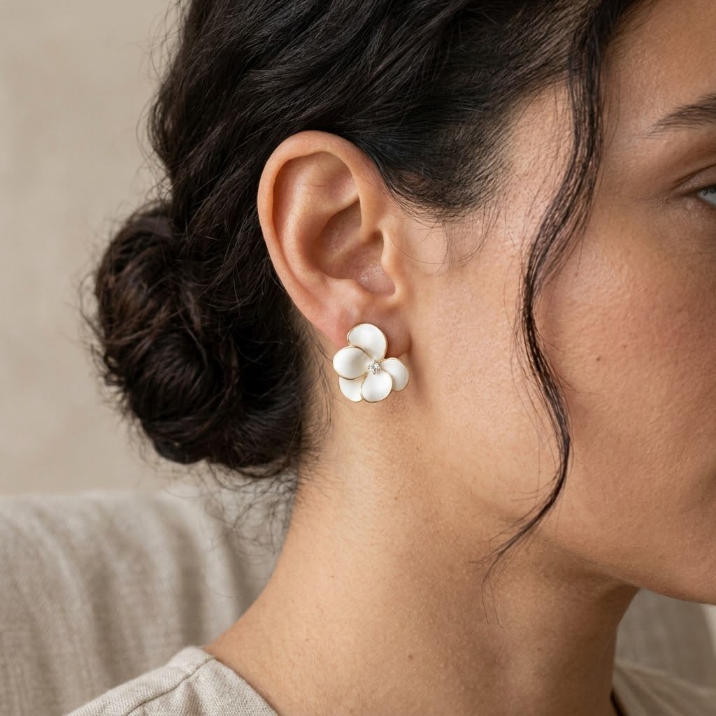Aretes Magnolia Blanca